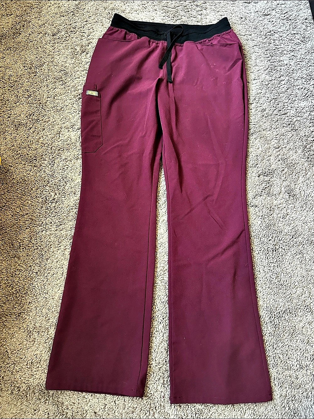 Medium scrub bottoms (2) and 1 XL scrub top